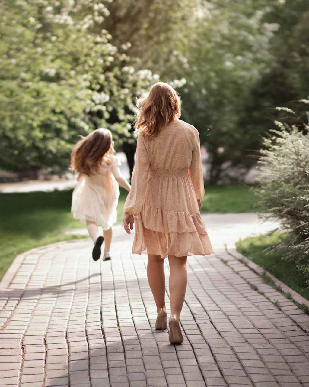 Keep your Eyes in the direction of your Feet